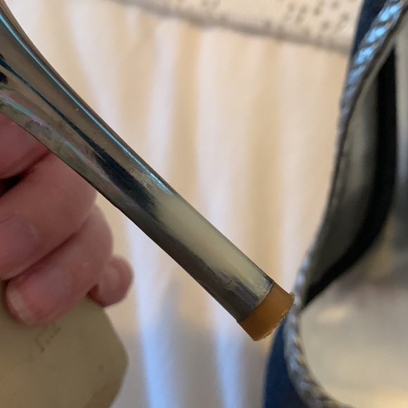 Gorgeous Guess heels - Picture 4 of 5